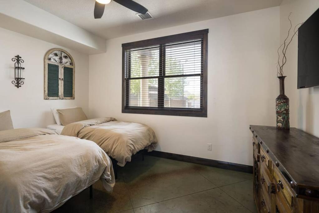 Luxury Downtown Rental Moab Exterior photo